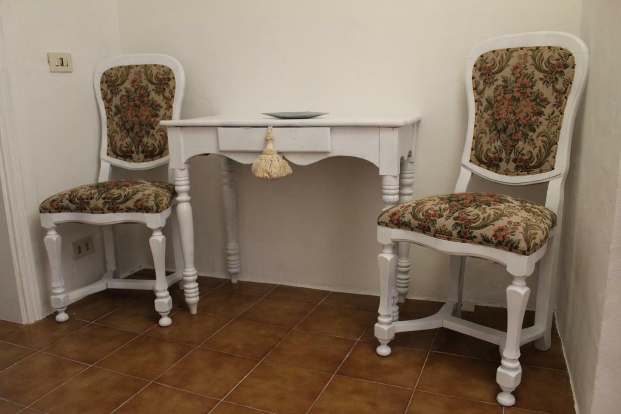 Tuscany B&B Suite Pinzotto Сиджиано Экстерьер фото