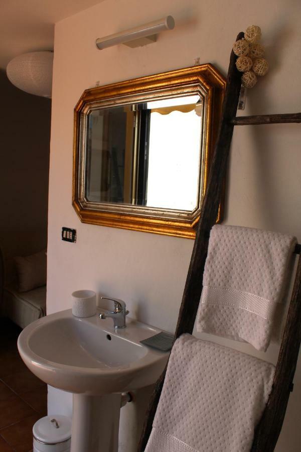 Tuscany B&B Suite Pinzotto Сиджиано Экстерьер фото